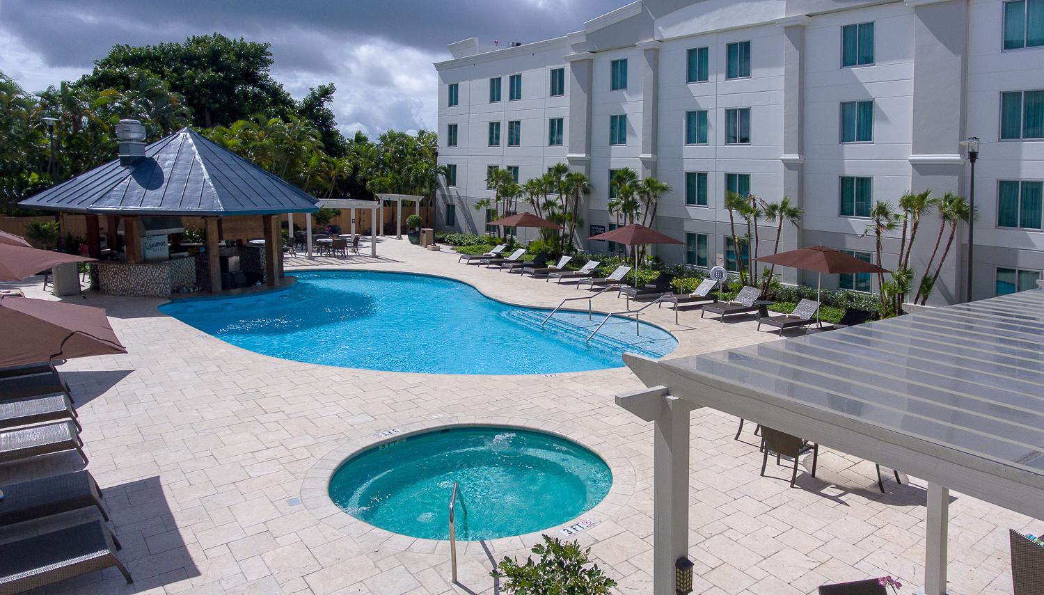 Hampton Inn & Suites San Juan Каролина Экстерьер фото