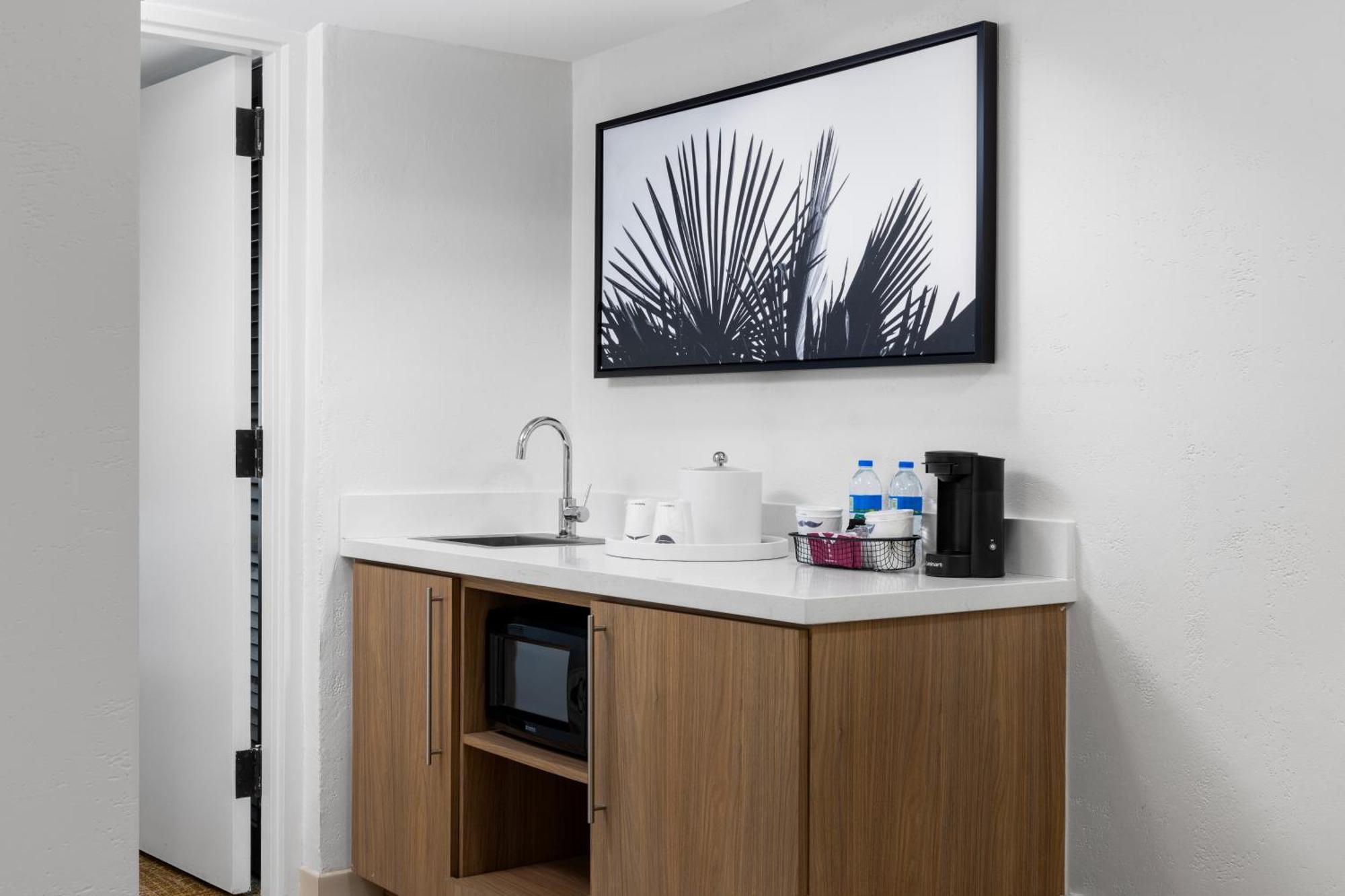 Hampton Inn & Suites San Juan Каролина Экстерьер фото