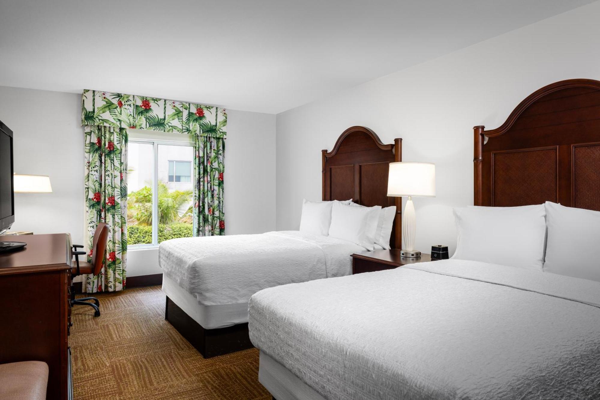 Hampton Inn & Suites San Juan Каролина Экстерьер фото