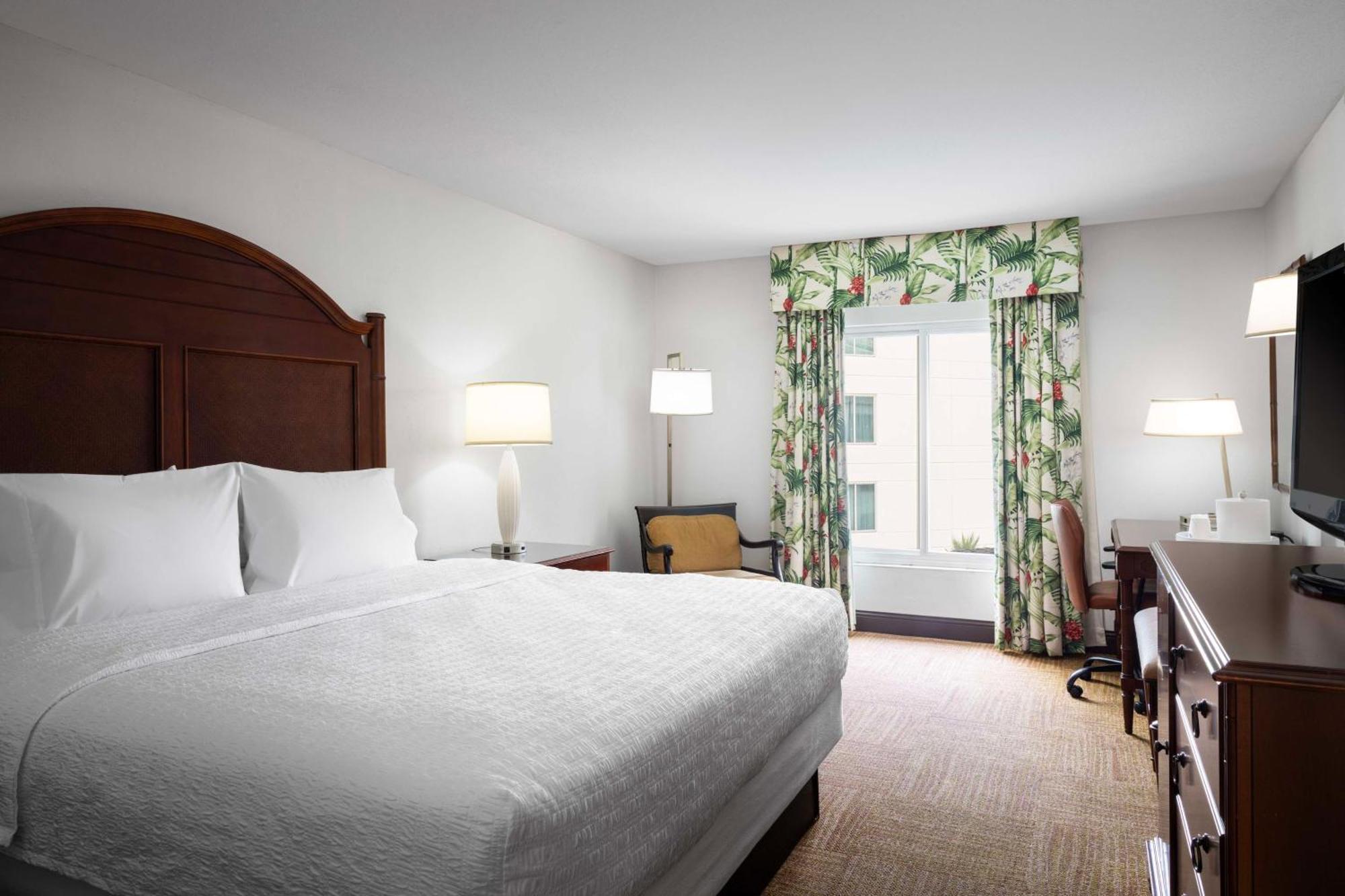 Hampton Inn & Suites San Juan Каролина Экстерьер фото