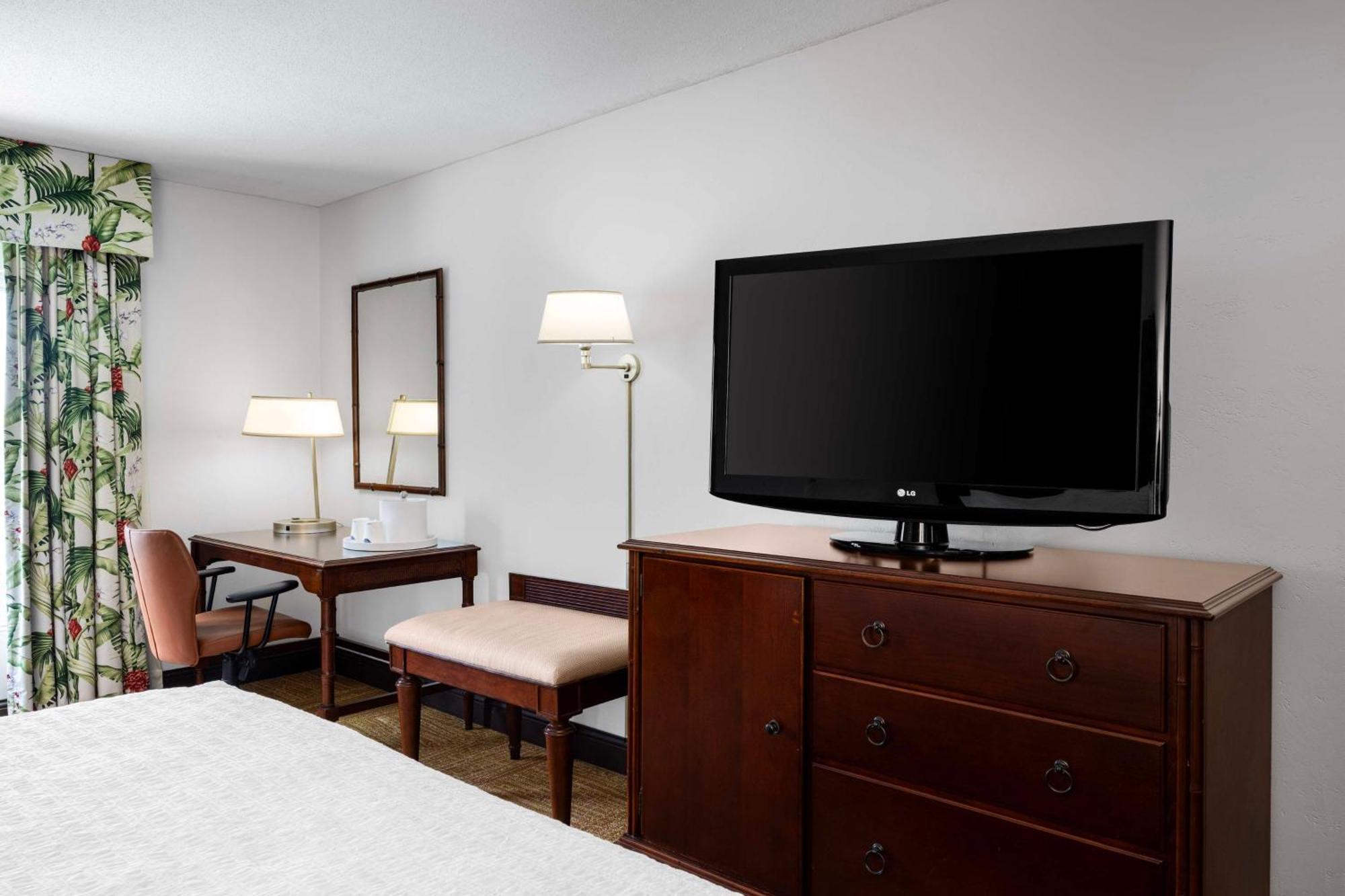 Hampton Inn & Suites San Juan Каролина Экстерьер фото